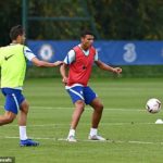 Thiago Silva signs one-year Chelsea extension