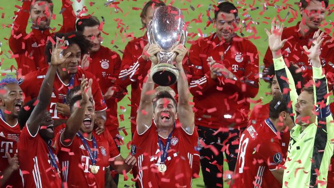 Bayern charge ‘through the pain’ to claim Uefa Super Cup