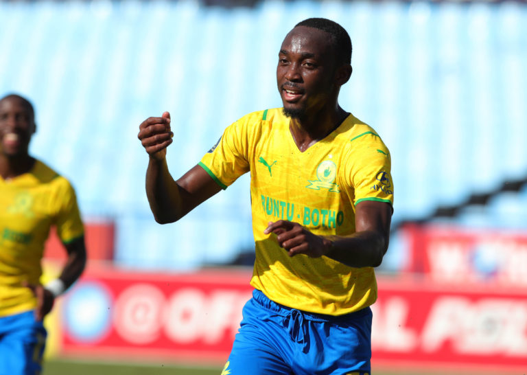 Peter Shalulile of Mamelodi Sundowns celebrates goal during the DStv Premiership 2021/22 match between Mamelodi Sundowns and Golden Arrows at Loftus Versfeld Stadium, Pretoria on 12 April 2022 ©Samuel Shivambu/BackpagePix