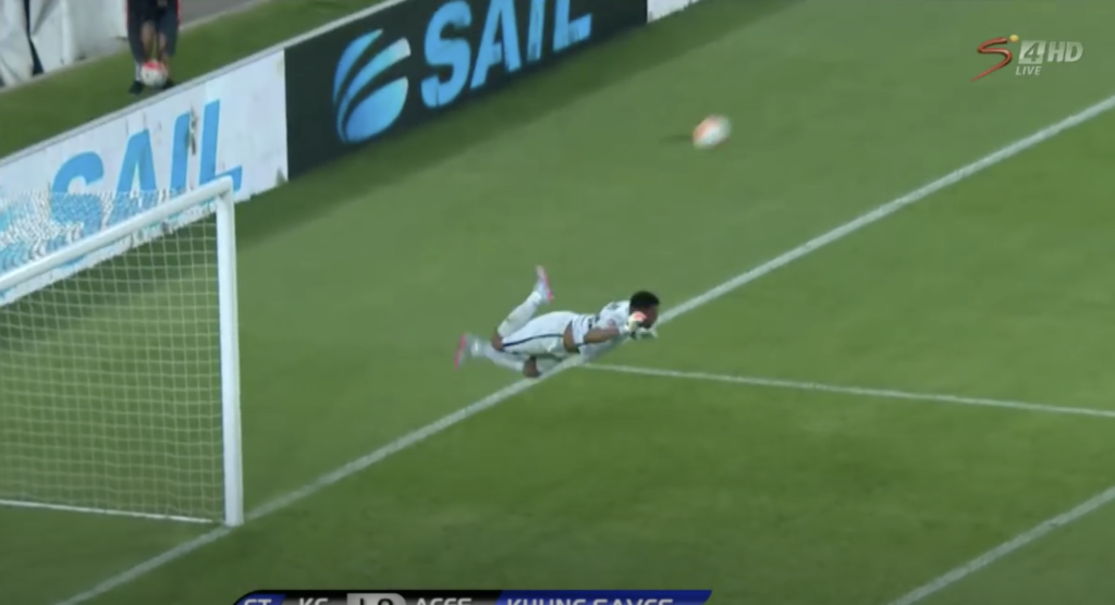 Rewind: Khune's 'Scorpion Kick' save against Black Aces