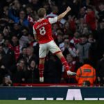 Arsenal back on top of Premier League after beating Chelsea