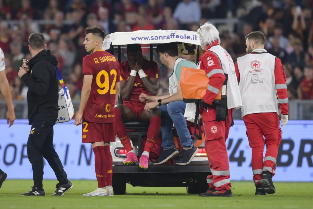 Roma's Abraham sidelined with knee ligament injury