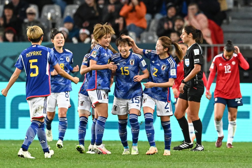 Japan on verge of World Cup last 16, Spain primed to join them