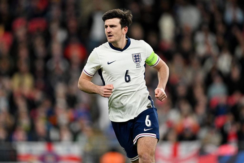 Maguire wants Southgate to stay as England boss after Man Utd link