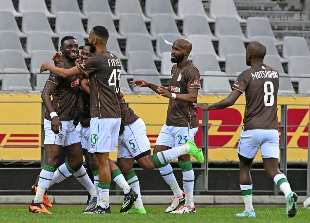 AmaZulu 'warriors' win in Cape Town wind and rain