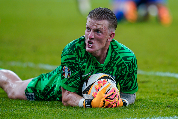 Watch: Jordan Pickford's expressive antics