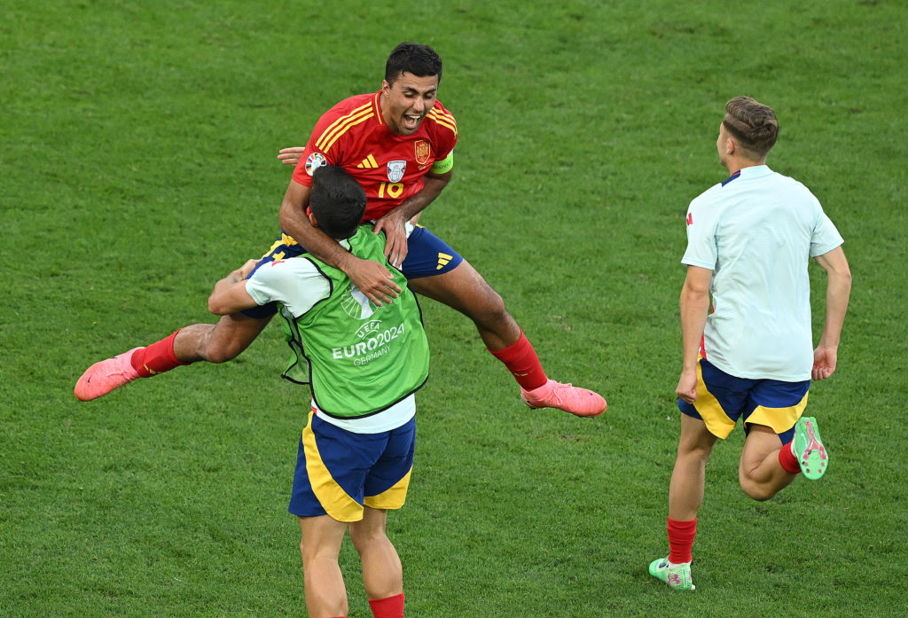 Spain and France to face off in Euros last four