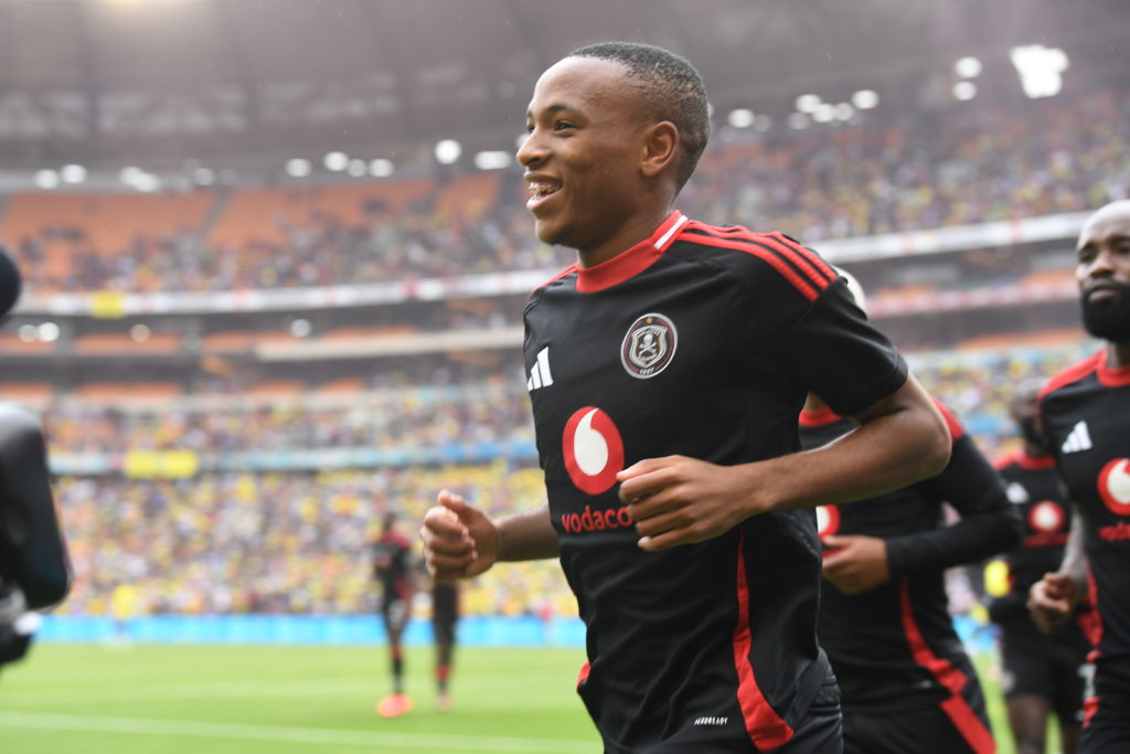 JOHANNESBURG, SOUTH AFRICA - MARCH 16: Relebohile Mofokeng of Orlando Pirates celebrates scoring a goal with teammates during the Betway Premiership match between Orlando Pirates and Mamelodi Sundowns at FNB Stadium on March 16, 2025 in Johannesburg, South Africa. (Photo by Lefty Shivambu/Gallo Images)