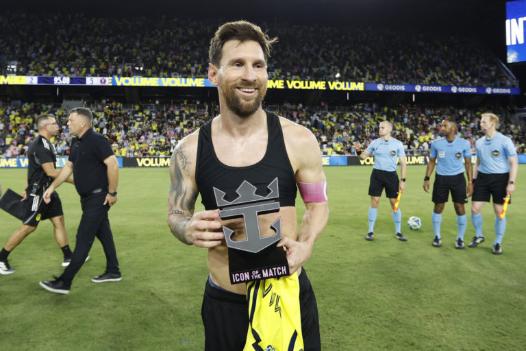 Photo by Johnnie Izquierdo/Getty Images