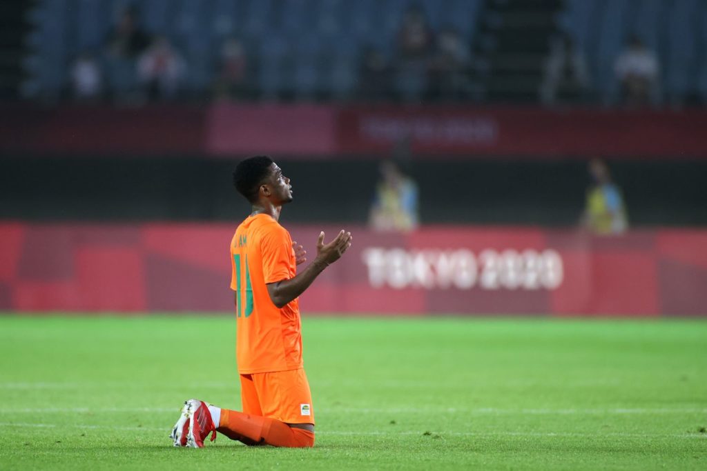 Diallo and Mahrez strike at AFCON as Ivory Coast, Algeria win