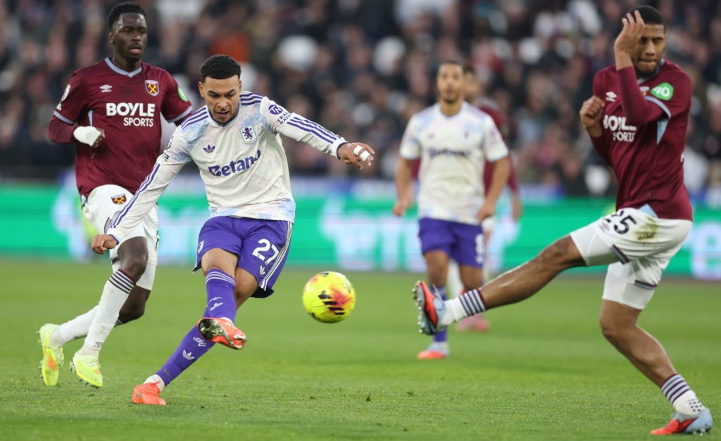 City smash Palace to fire title warning, Villa extend streak