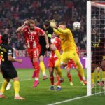 Liverpool cruise as Bayern reach Champions League last 16