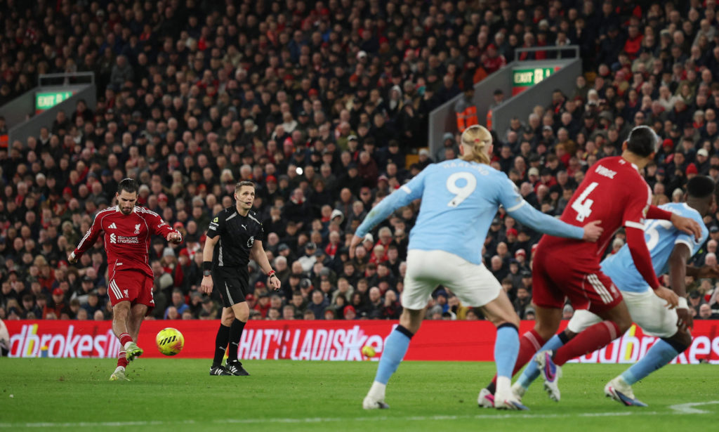 Photo: REUTERS/Phil Noble