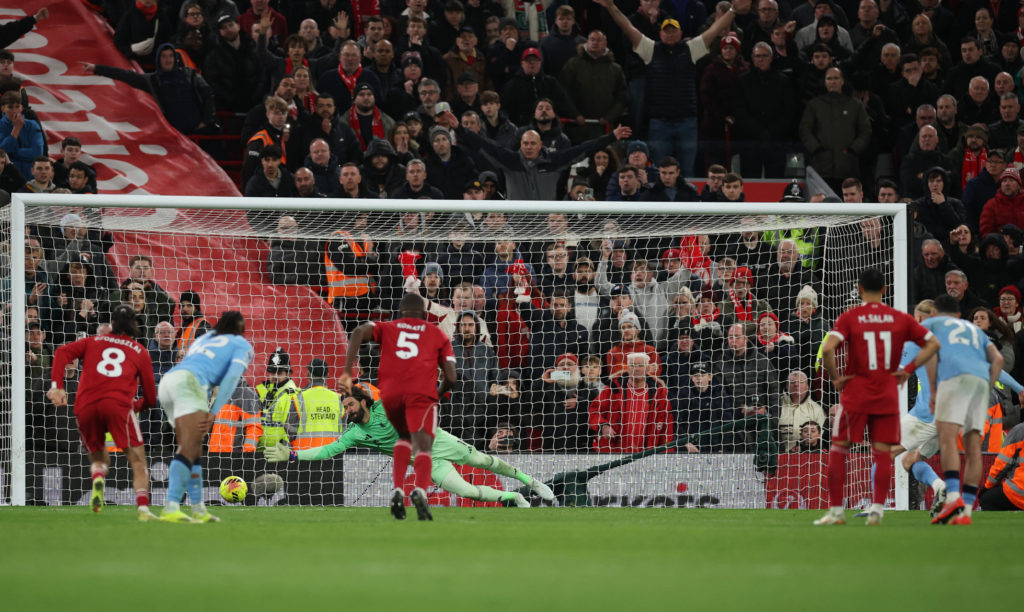 Photo: REUTERS/Phil Noble