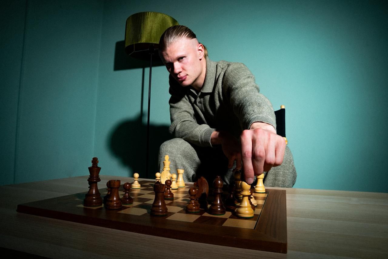 Manchester City Forward #09 Erling Haaland by FIDE_chess/X