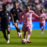 Photo: Ron Chenoy-Imagn Images