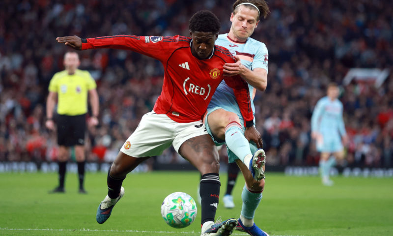 Photo: REUTERS/Phil Noble