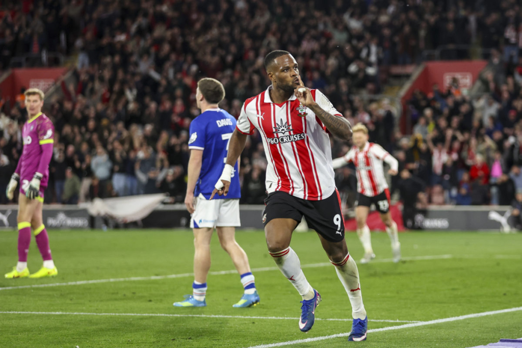 Southampton draw leaves Ipswich sweating