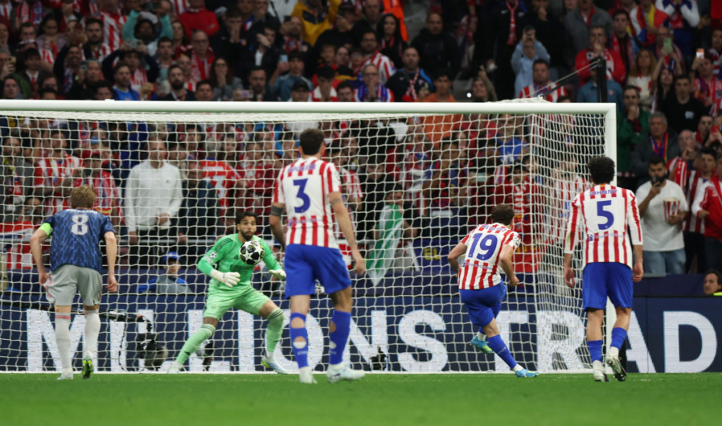 Arsenal held by Atletico after Alvarez penalty equaliser