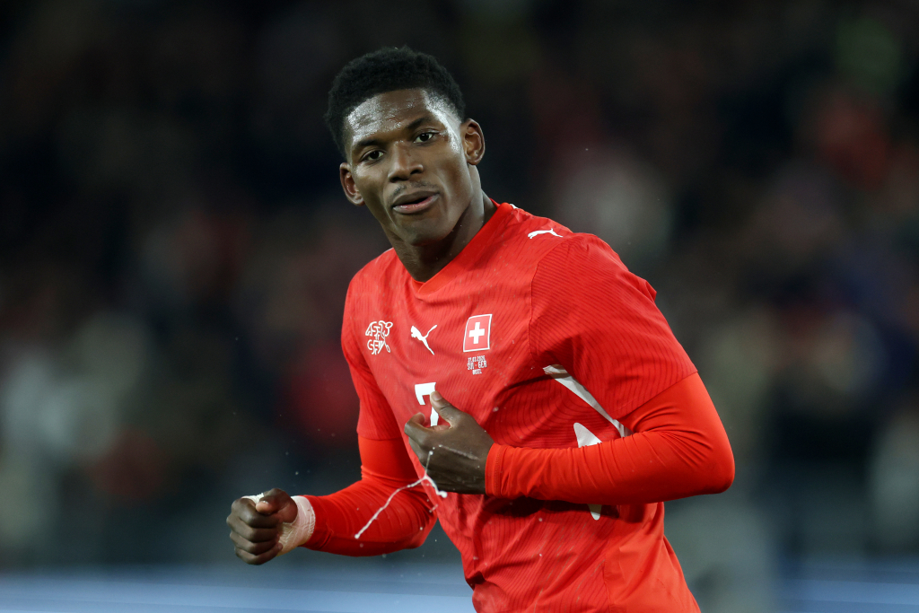 Swiss star Embolo blocked from World Cup flight