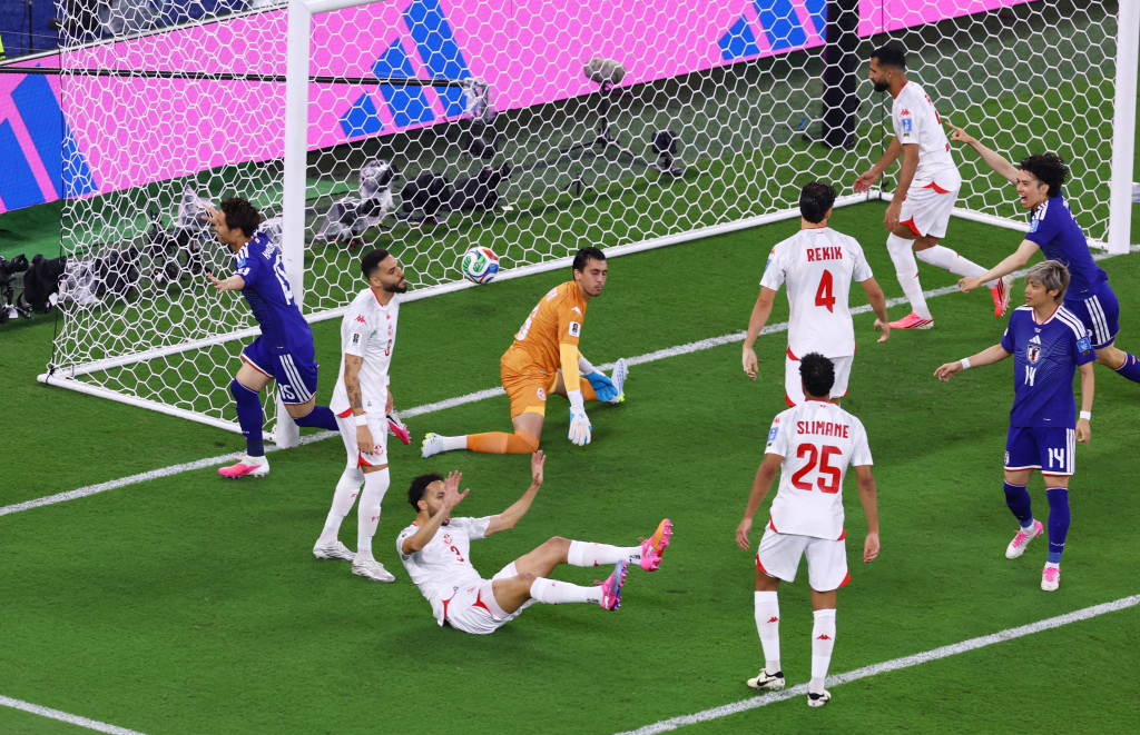 Japan crush Tunisia to end knockout hopes