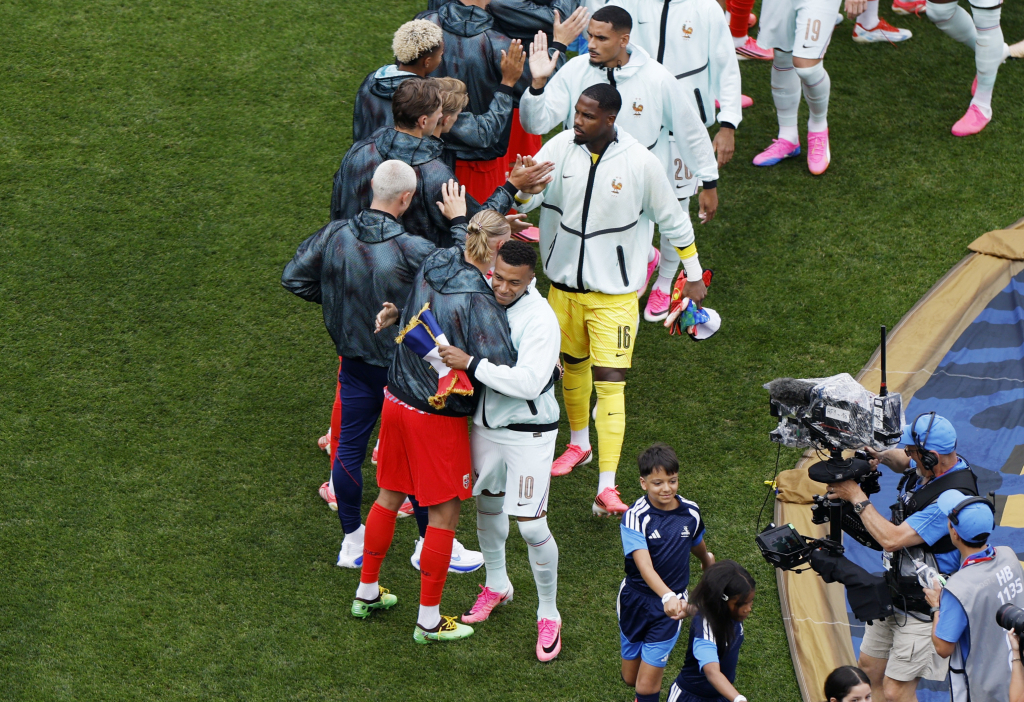 World Cup enters knockouts, Golden Ball race on