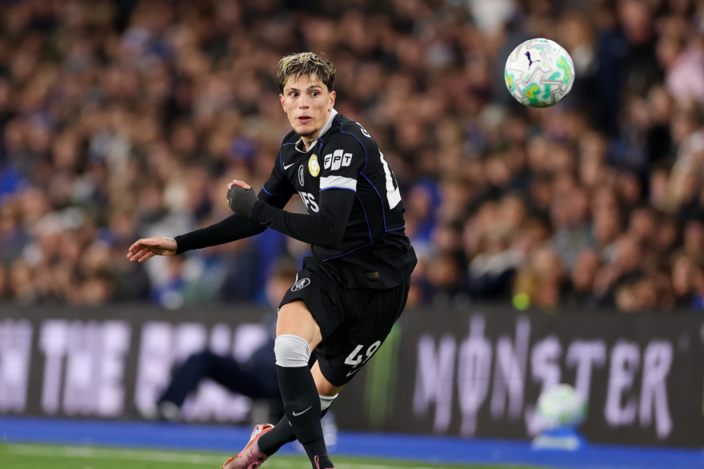 Villa snap up Garnacho on loan