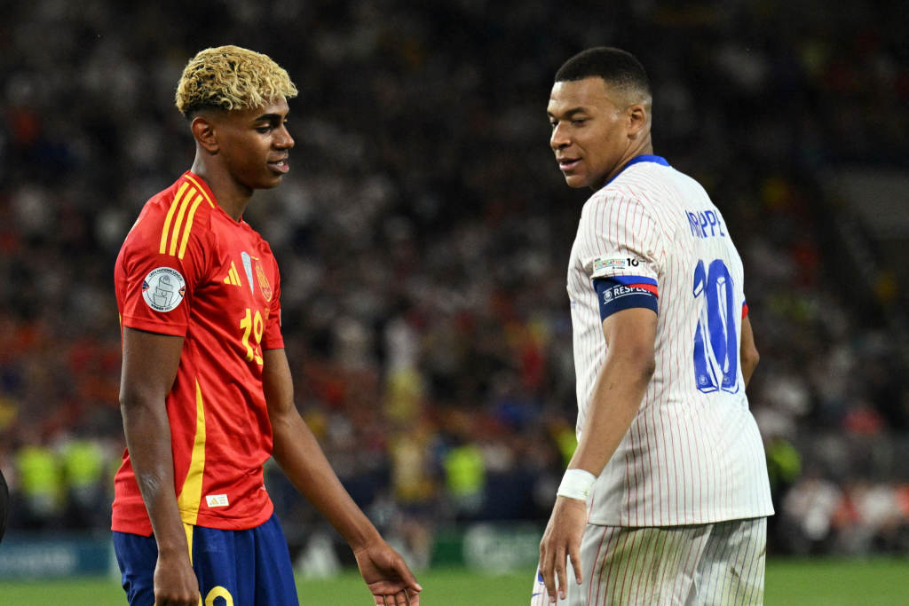France, Spain collide in blockbuster World Cup semi-final