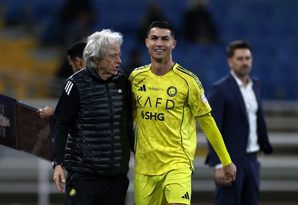 New Portugal coach won’t rule out Ronaldo recall