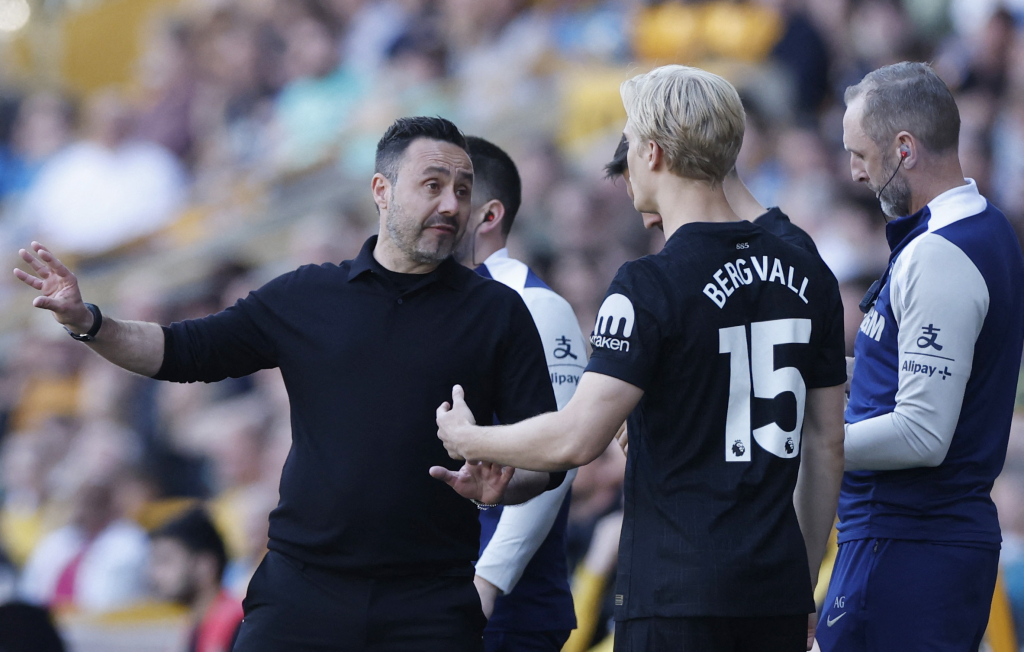 Bergvall wanted at Spurs but starting place uncertain