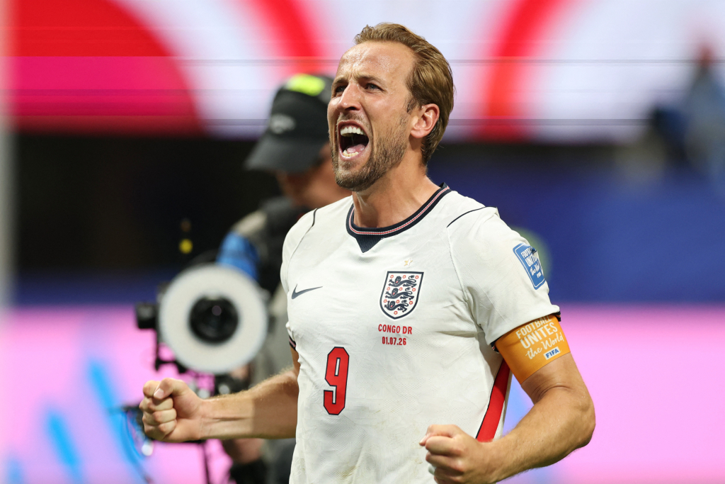 England survive DR Congo scare to reach round of 16