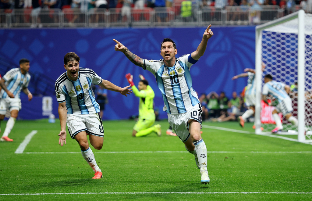 Argentina complete epic comeback to sink Egypt