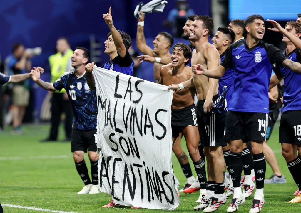 FIFA to rule on Argentina’s Falklands banner display
