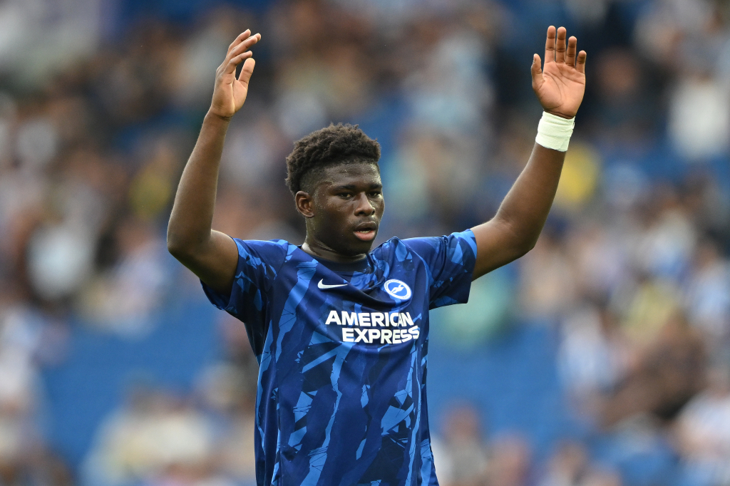 United complete £70m Baleba signing