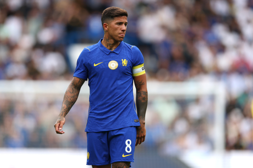 Fernandez feels the tension amid Chelsea uncertainty