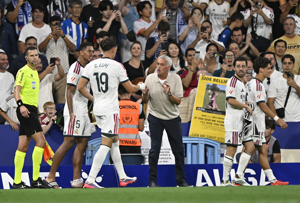 Mourinho marks Madrid return with dramatic victory