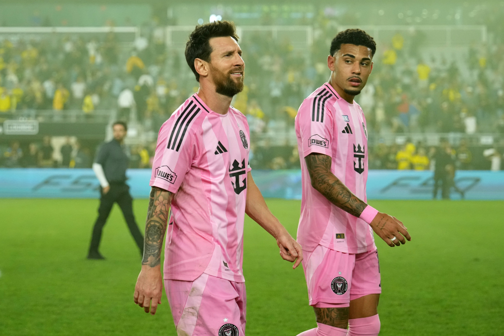 Miami fall to Columbus despite Messi screamer