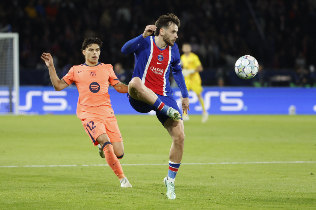 Kvaratskhelia suffers ACL tear as PSG injuries mount
